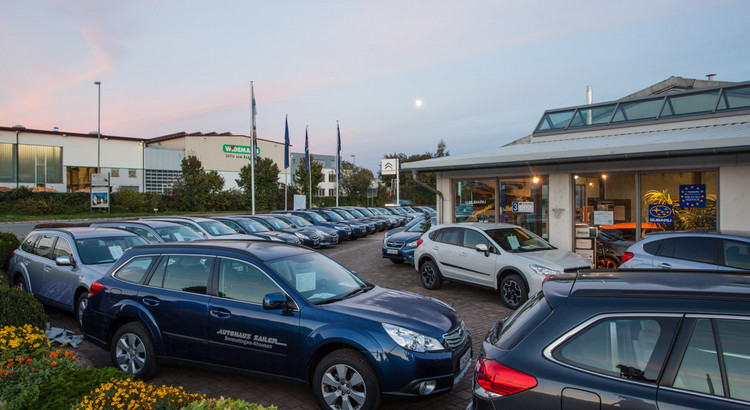 Galeriebild zu Aussenaufnahmen Autohaus Sailer-4